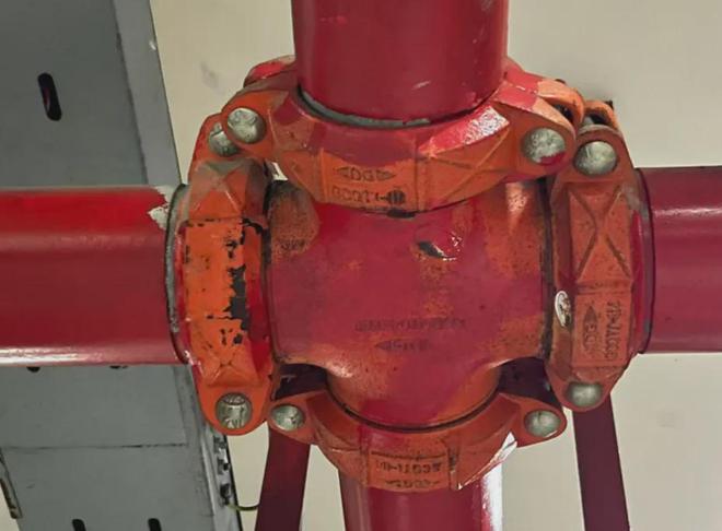 大盘近1200万元维修金成了某些人的“提款机”！业委会原主任被抓AG真人太离谱！“小区内竟要修路114公里”5000多户的超级(图14)